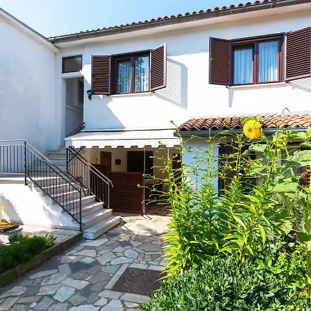 Apartments Nives Poreč Buitenkant foto