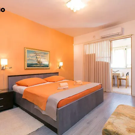 Apartments Nives Poreč Buitenkant foto