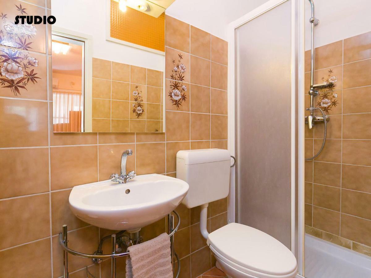 Nives Appartement *